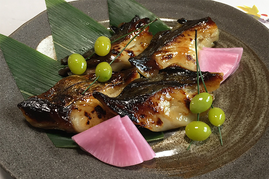 スーパーなどでは並ばない、魚介系のお惣菜